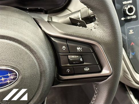 Used 2025 Subaru Outback Premium image 13