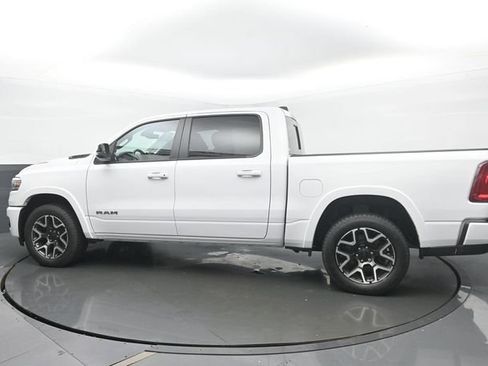 Used 2025 RAM 1500 Laramie w/ Sport Appearance Package AWD/4WD image 3