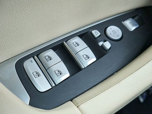 Used 2025 BMW X4 M40i w/ Premium Package image 19