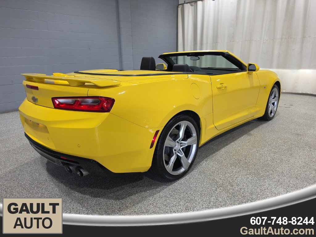 Used 2016 Chevrolet Camaro SS RWD image 3