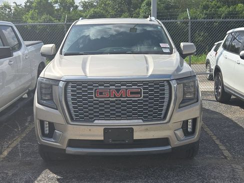 Used 2022 GMC Yukon Denali AWD/4WD image 5