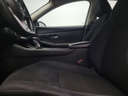 Used 2020 Nissan Sentra S FWD image 17