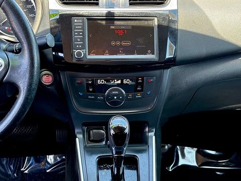 Used 2019 Nissan Sentra SV FWD image 15