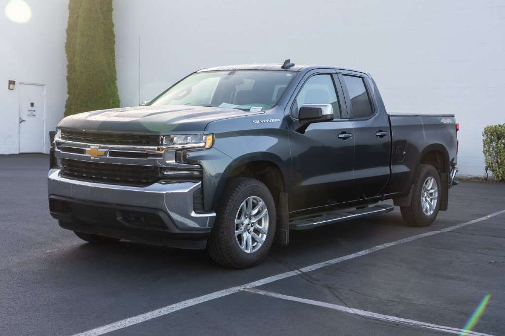 Used 2019 Chevrolet Silverado 1500 LT w/ True North Edition AWD/4WD image 3