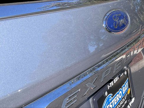 Used 2020 Ford Expedition Max Limited w/ Equipment Group 301A image 8