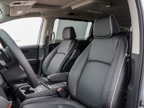 New 2026 Honda Odyssey Elite image 16