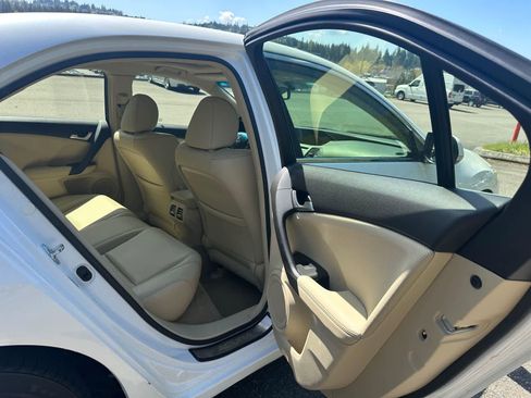 Used 2013 Acura TSX w/ Technology Package FWD image 12