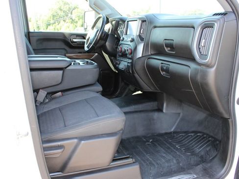 Used 2022 Chevrolet Silverado 3500 LT w/ Convenience Package AWD/4WD image 6
