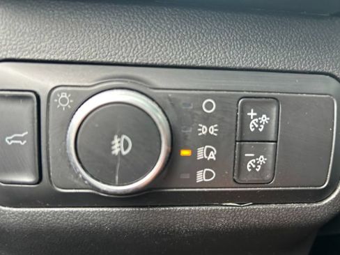 Used 2020 Ford Escape SEL AWD/4WD image 19