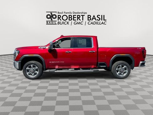 Used 2025 GMC Sierra 2500 SLT w/ SLT Premium Package AWD/4WD image 5