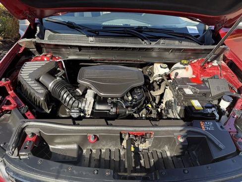 Used 2023 GMC Acadia SLT w/ Elevation Edition image 27