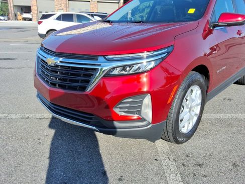 Certified 2024 Chevrolet Equinox LT FWD image 9