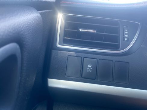 Used 2016 Toyota Camry SE FWD image 17