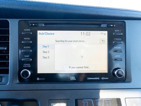 Used 2020 Toyota Sienna Limited Premium image 28