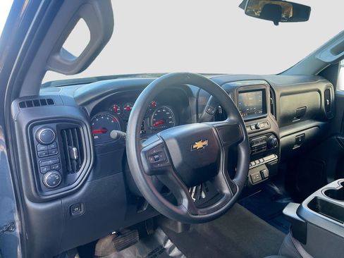 Used 2021 Chevrolet Silverado 1500 Custom Trail Boss w/ LPO, Dark Essentials Package image 9