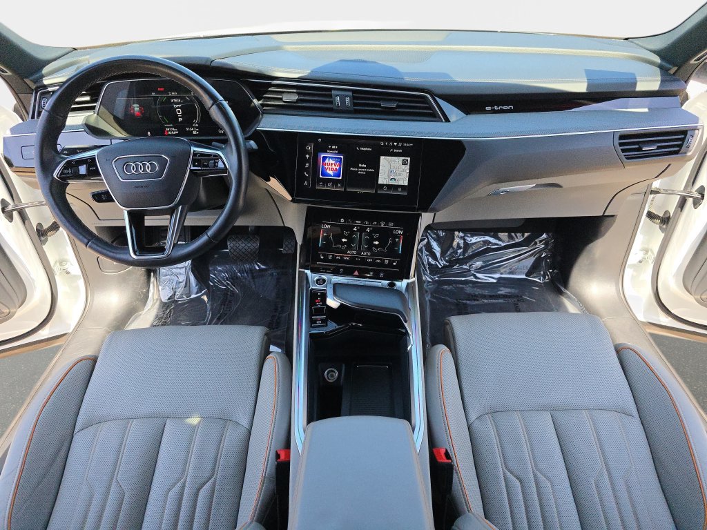 Certified 2024 Audi Q8 e-tron Prestige AWD/4WD image 9