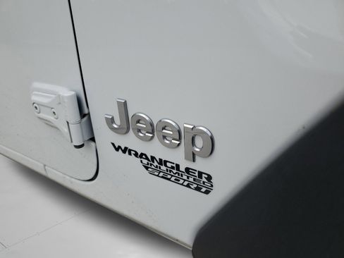 Certified 2021 Jeep Wrangler Unlimited Sport image 6