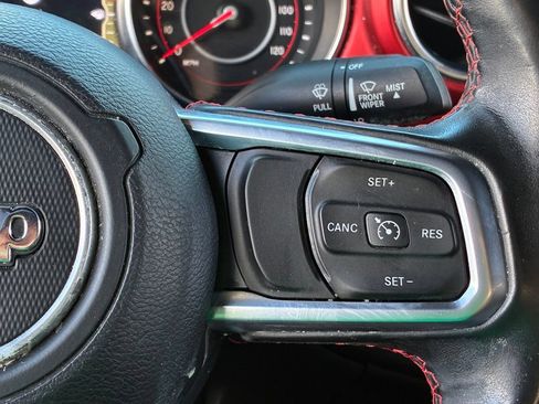Used 2020 Jeep Wrangler Rubicon w/ Uconnect 4C Nav & Sound Group AWD/4WD image 25