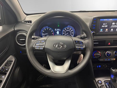 Used 2019 Hyundai Kona SE AWD/4WD image 12