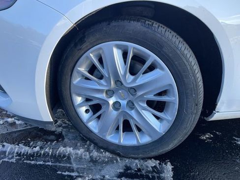 Used 2014 Chevrolet Impala LS w/ LS Convenience Package image 29