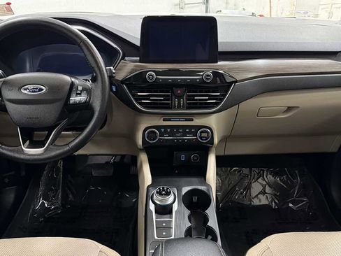 Used 2020 Ford Escape Titanium w/ Titanium Premium Package 2.0 AWD/4WD image 27
