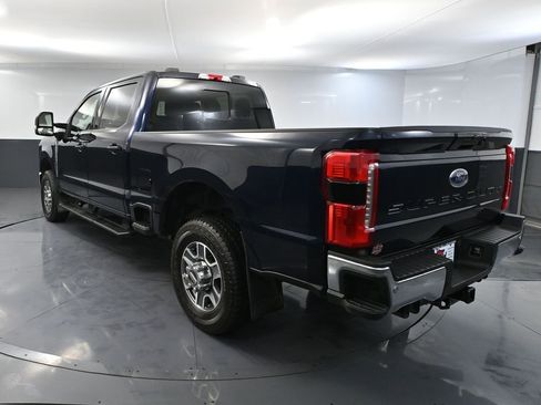 Used 2023 Ford F250 Lariat w/ FX4 Off-Road Package image 9