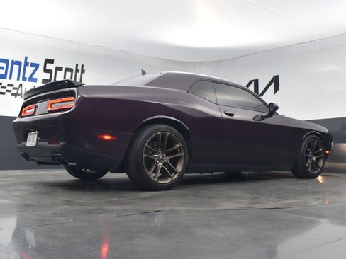 Used 2022 Dodge Challenger R/T Scat Pack w/ Dynamics Package RWD image 21