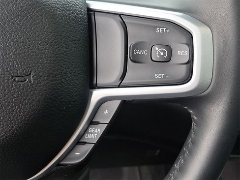 Used 2023 RAM 1500 Big Horn image 23