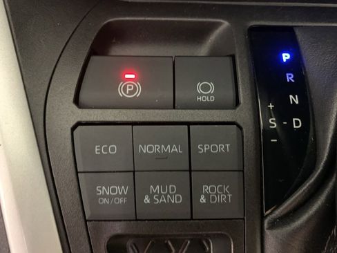 Used 2022 Toyota RAV4 XLE w/ Convenience Package AWD/4WD image 27