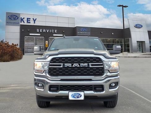 Used 2024 RAM 2500 Big Horn AWD/4WD image 2