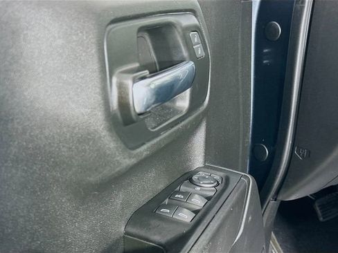 Used 2020 Chevrolet Silverado 1500 Custom Trail Boss image 16