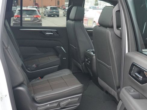 New 2026 Chevrolet Suburban High Country w/ Sun And Tow Package image 31