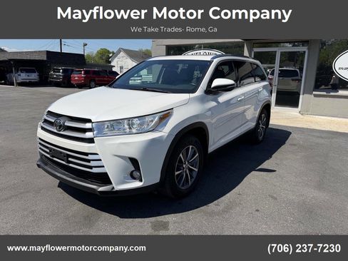 Used 2019 Toyota Highlander XLE w/ Protection Package #3 image 1