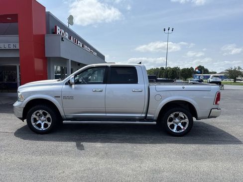 Used 2017 RAM 1500 Laramie w/ Convenience Group AWD/4WD image 3