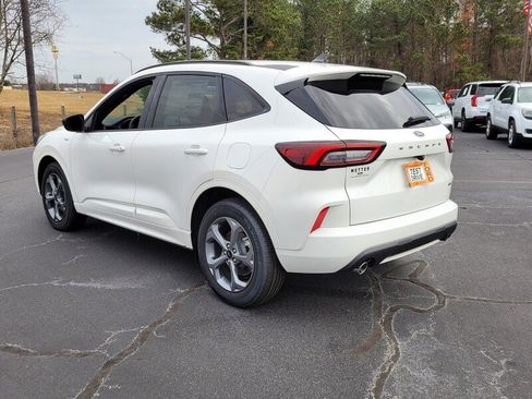 Used 2024 Ford Escape ST-Line w/ Equipment Group 301A image 8