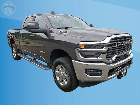 Used 2025 RAM 2500 Big Horn AWD/4WD image 1