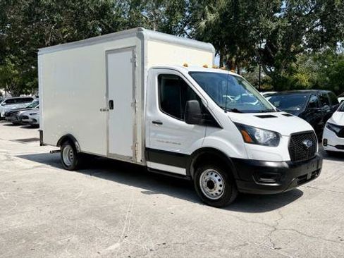 Used 2022 Ford Transit 350 DRW RWD image 11