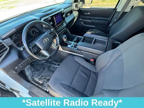 Used 2022 Toyota Tundra SR5 w/ SR5 Convenience Package image 18