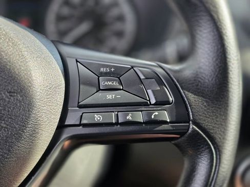 Used 2025 Nissan Sentra S image 24