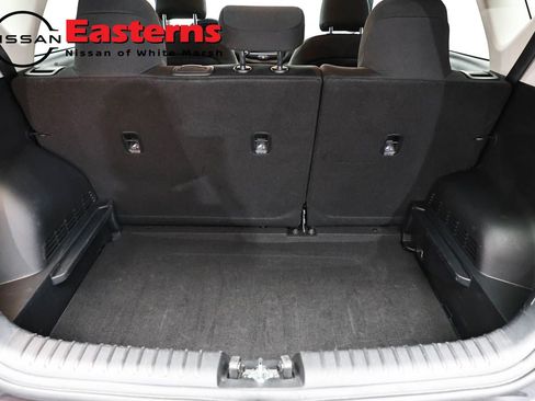 Used 2025 Kia Soul LX w/ LX Technology Package FWD image 9