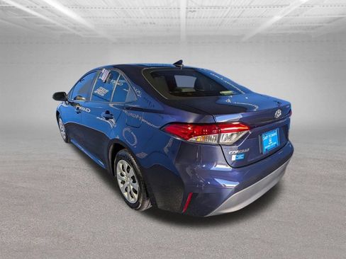 Used 2023 Toyota Corolla LE FWD image 7