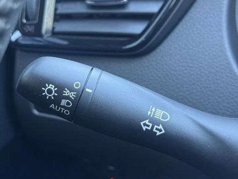 Used 2022 Nissan Rogue Sport SL image 27