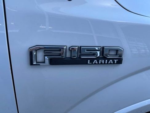 Used 2017 Ford F150 Lariat w/ Equipment Group 501A Mid AWD/4WD image 18