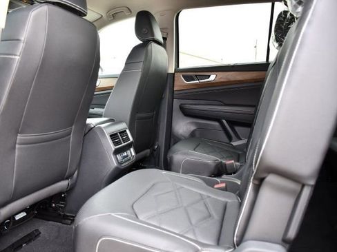 New 2026 Volkswagen Atlas SE AWD/4WD image 16