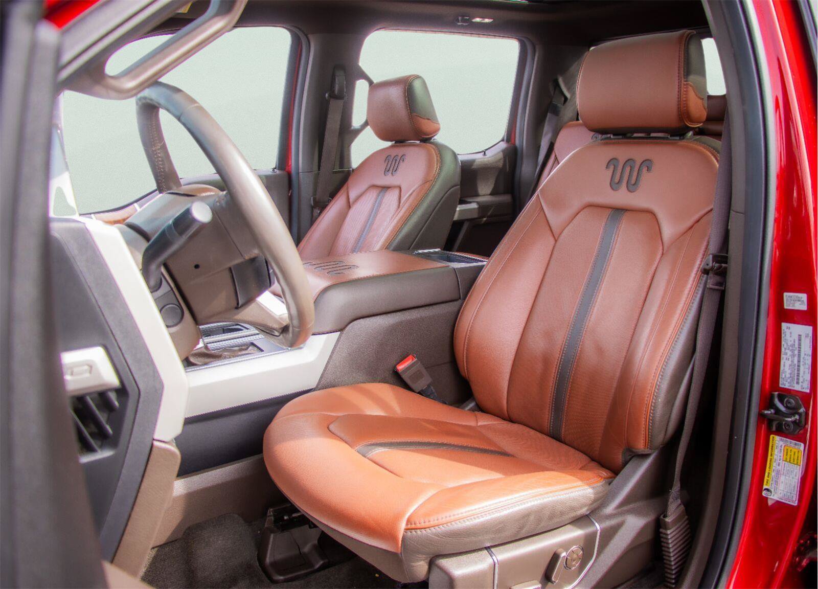 Used 2018 Ford F150 King Ranch w/ Equipment Group 601A Luxury AWD/4WD image 10