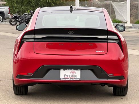 New 2026 Toyota Prius XSE Premium image 5