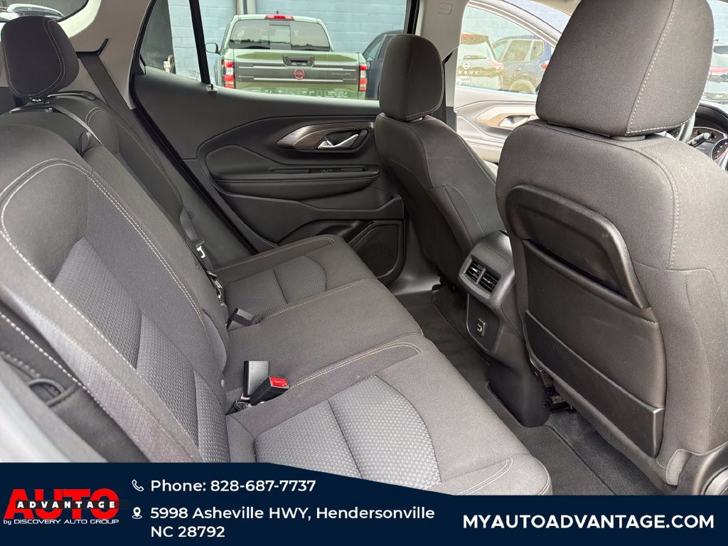 Used 2024 GMC Terrain SLE AWD/4WD image 36