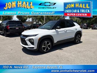 Used 2023 Chevrolet TrailBlazer RS w/ Convenience Package FWD video 2