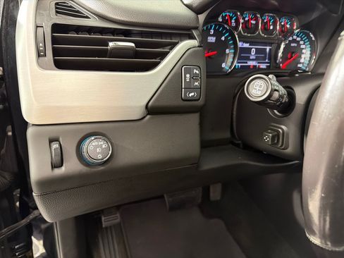 Used 2018 GMC Yukon XL SLT RWD image 13