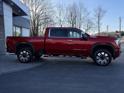 Used 2024 GMC Sierra 2500 Denali w/ Denali Reserve Package image 6